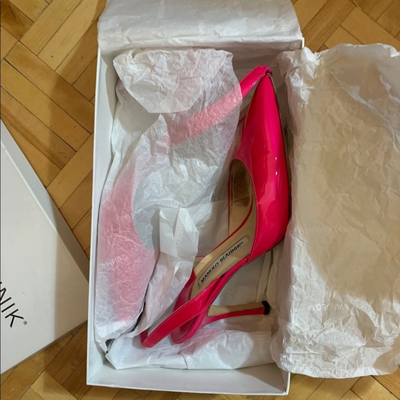 Manolo Blahnik - Picture 2 of 6